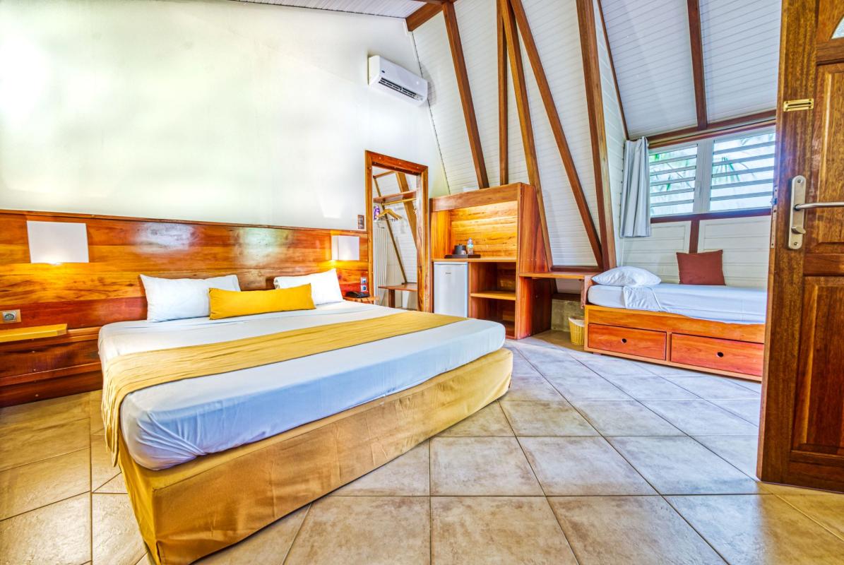 Hotel pied dans l'eau martinique BAMBOU  - chambre ter harmonie